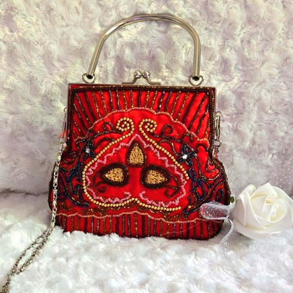 Vintage Handbags - Vintage Red Embroidered Baguette Bag
